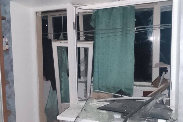 Обстрел Одесского района: получили повреждения дом и школа (обновлено) фото 3