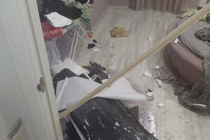 Вечерний обстрел Одессы: под ударом оказались жилые дома фото 4