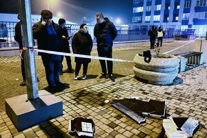 Вечерний обстрел Одессы: под ударом оказались жилые дома фото 10