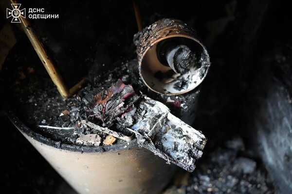 У Приморському районі Одеси вибухнув повербанк: ледь не згоріла квартира фото 3