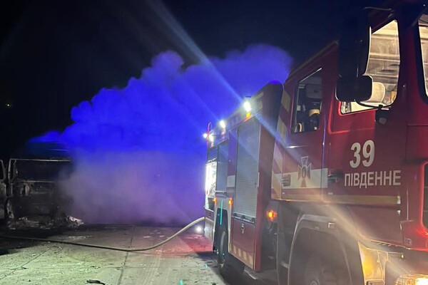 Вечірній удар по Одещині: зросла кількість жертв і травмованих, серед поранених пасажири автобуса фото 1