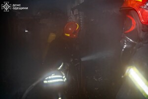 В Одесі горіла багатоповерхівка: декілька мешканців загинули фото