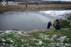 Гибель на реке: в Одесской области провалился под лед мужчина фото 5