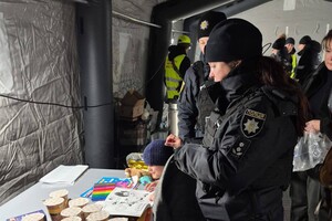 В Одессе БпЛА упал на дом: вспыхнул пожар (обновлено) фото 5