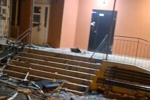 В Одессе БпЛА попали в многоэтажки: среди пострадавших дети, в том числе младенец фото 3