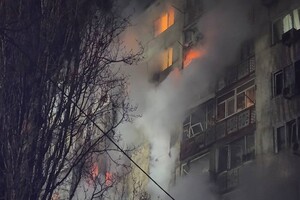 В Одессе БпЛА попали в многоэтажки: среди пострадавших дети, в том числе младенец фото 4