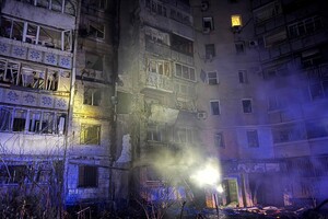 В Одессе БпЛА попали в многоэтажки: среди пострадавших дети, в том числе младенец фото 9