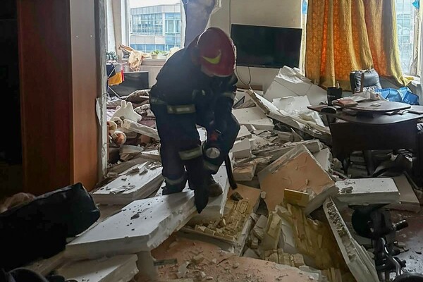 В Одесі стався вибух у квартирі: подробиці від рятувальників фото 3