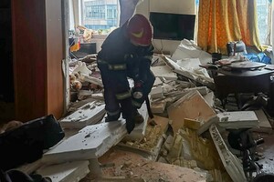 В Одесі стався вибух у квартирі: подробиці від рятувальників фото 3