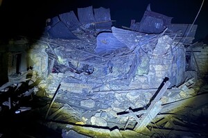 Постраждали люди, зникло світло: наслідки вечірнього обстрілу Одеси фото 3