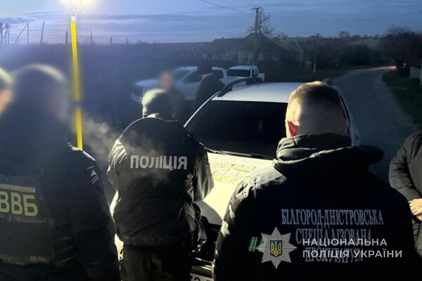 Неудачный подкуп: в Одесской области переправщик предлагал взятку пограничнику фото