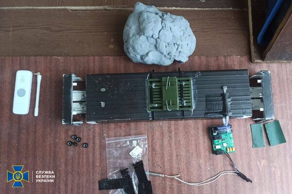 Готовили дроны-бомберы для ударов по Одессе: СБУ разоблачила агентов ГРУ РФ фото 5