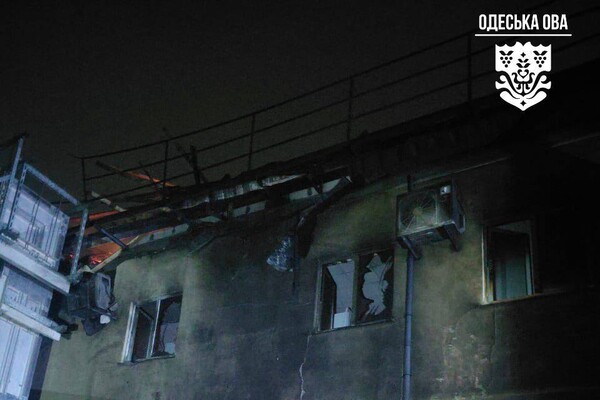 РФ завдала удару по багатоповерхівці в Одеському районі: постраждав чоловік фото 4