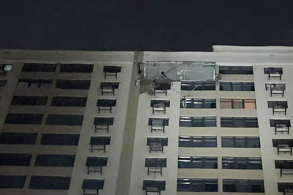 РФ завдала удару по багатоповерхівці в Одеському районі: постраждав чоловік фото 8