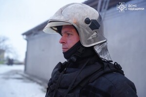 Обстрел Одесчины на рассвете: под ударом оказалась многоэтажка фото 1