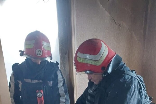 РФ ударила по житловому сектору на Одещині: є поранений і руйнування фото 7