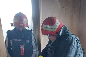 РФ ударила по житловому сектору на Одещині: є поранений і руйнування фото 7