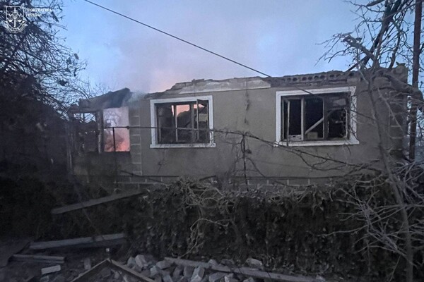 РФ ударила по житловому сектору на Одещині: є поранений і руйнування фото 9