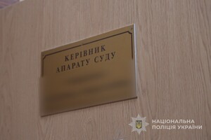 Дело об уходе за бабушкой: за что в Одесской области задержали руководительницу аппарата суда фото