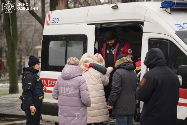 В Одессе возросло количество жертв ночной атаки: подробности от спасателей (обновлено) фото 8