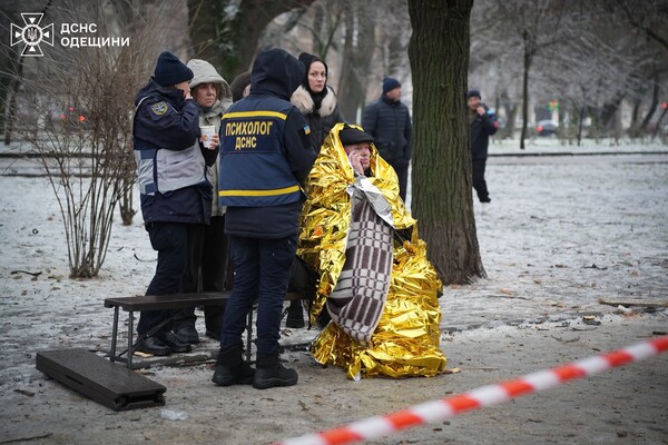 В Одессе возросло количество жертв ночной атаки: подробности от спасателей (обновлено) фото 9
