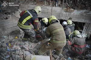 В Одессе возросло количество жертв ночной атаки: подробности от спасателей (обновлено) фото 16