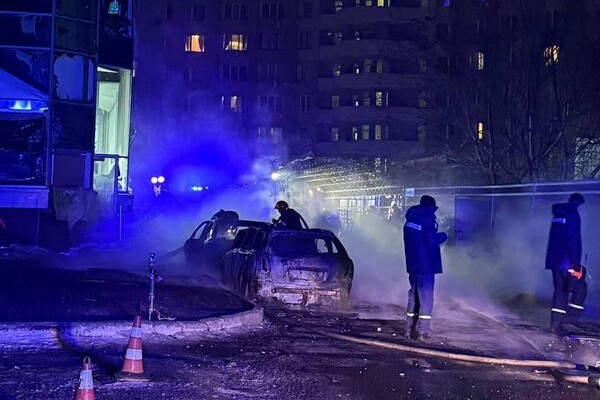 Масований дроновий обстріл Одеси: під ударом опинилися житлові будинки (оновлено) фото 12