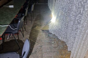 Вечірня атака БпЛА на Одесу: є влучання в житлову багатоповерхівку, постраждали люди (оновлено) фото 27