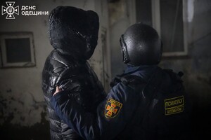 Дроновий удар по будинку в Одесі: під завалами виявили тіло жінки фото 8