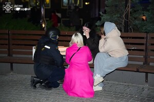 РФ атакувала Одесу ударними дронами: горить будинок, постраждали люди (оновлено) фото 11