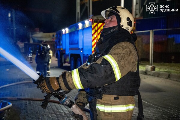 РФ нанесла удар по Одесчине: среди пострадавших трехлетняя девочка (обновлено) фото 16