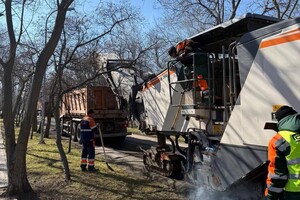 В Одессе ремонтируют Трассу здоровья: какие работы планируют выполнить фото 7