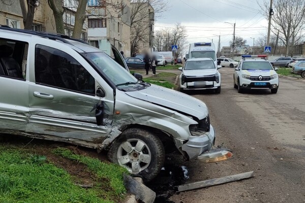 На Одещині сталася ДТП зі стріляниною: постраждала жінка