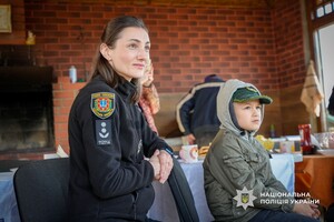 В Одесской области полицейские и дети из Луганской области отдохнули на ферме фото 1