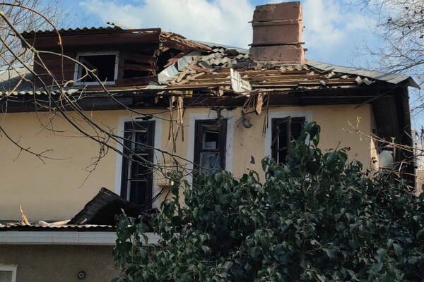 РФ нанесла удар по Черноморску в Одесской области: есть пострадавшие фото 5