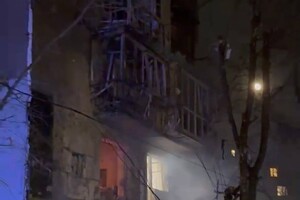 Нічний удар по житловому сектору Одеси: постраждали люди фото 1