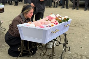 Дворічна дівчинка та прикордонниці: що відомо про жертв обстрілу Одеси 6 квітня фото 11