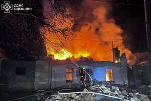 Ночной удар по жилому сектору Одессы унес жизни нескольких человек (обновлено) фото 33