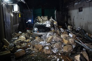 Ночной удар по жилому сектору Одессы унес жизни нескольких человек (обновлено) фото 35