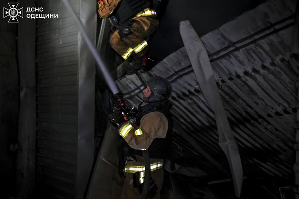 РФ ударила по Одесі ракетами та дронами: є загиблі та десятки постраждалих (оновлено) фото