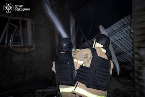 РФ ударила по Одесі ракетами та дронами: є загиблі та десятки постраждалих (оновлено) фото 7