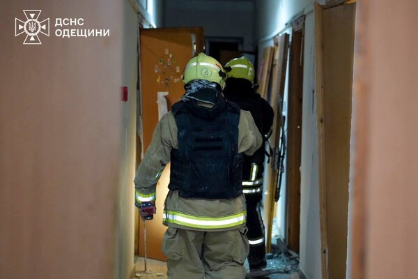 РФ ударила по Одесі ракетами та дронами: є загиблі та десятки постраждалих (оновлено) фото 8