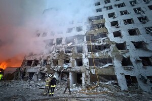 РФ ударила по Одесі ракетами та дронами: є загиблі та десятки постраждалих (оновлено) фото 19