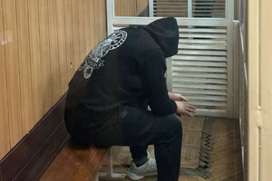 Викрали людину та вимагали гроші: в Одесі обрали запобіжні заходи працівникам ТЦК і правоохоронцю фото 4