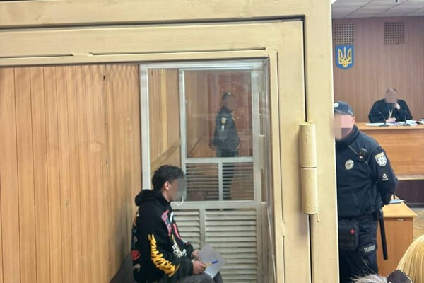 Викрали людину та вимагали гроші: в Одесі обрали запобіжні заходи працівникам ТЦК і правоохоронцю фото 6