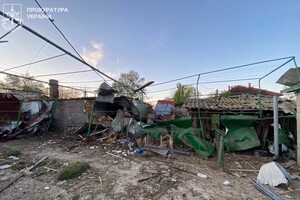 РФ завдала ударів по Одещині: постраждали люди, загорілося судно фото 7