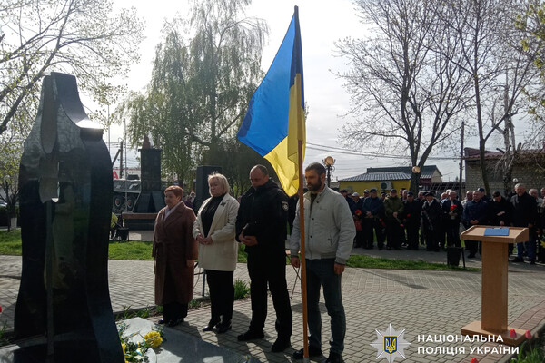 Годовщина аварии на Чернобыльской АЭС: полицейские Одесчины почтили память ликвидаторов фото 6