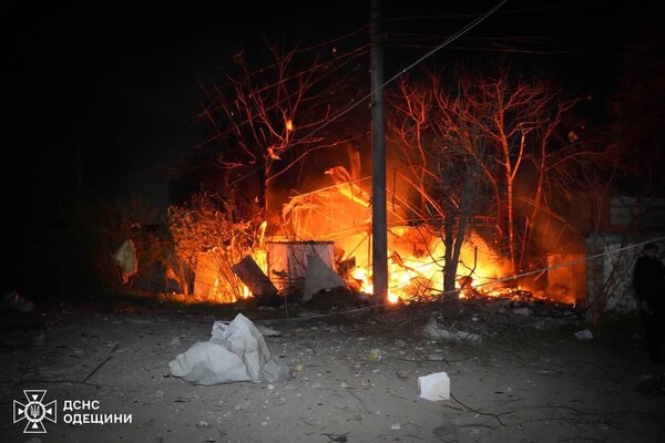 РФ ударила по судну та резервуарах з олією на Одещині: постраждала людина фото 9