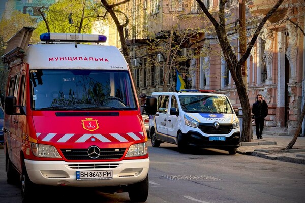 Почти полтора десятка пострадавших: что известно о последствиях ночного удара по Одессе фото 10