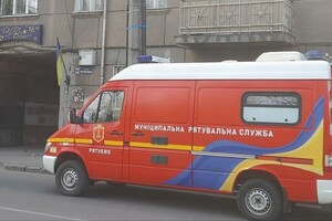 Выжила под руинами: в Одессе через пять дней после обстрела вызволили из-под завалов черепаху фото